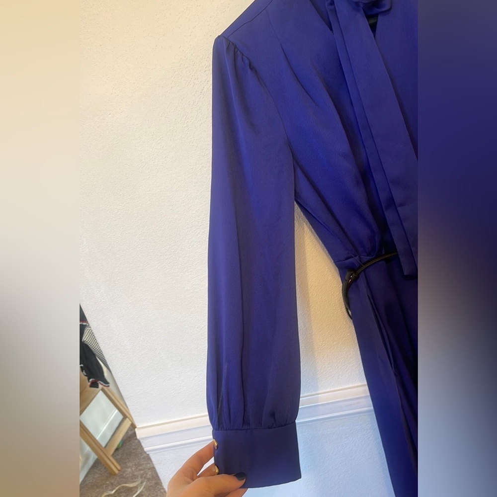 Additional photos for the Tahari dress.